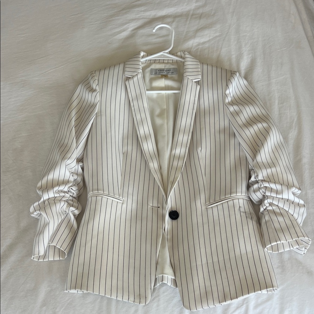 Zara White Pinstripe Blazer